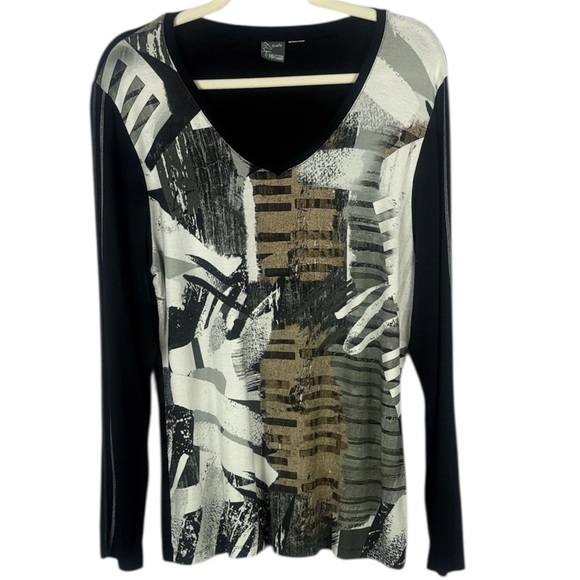 Simply Arts by Dolcezza Abstract Black and White Long Sleeve Top - Picture 1 of 8